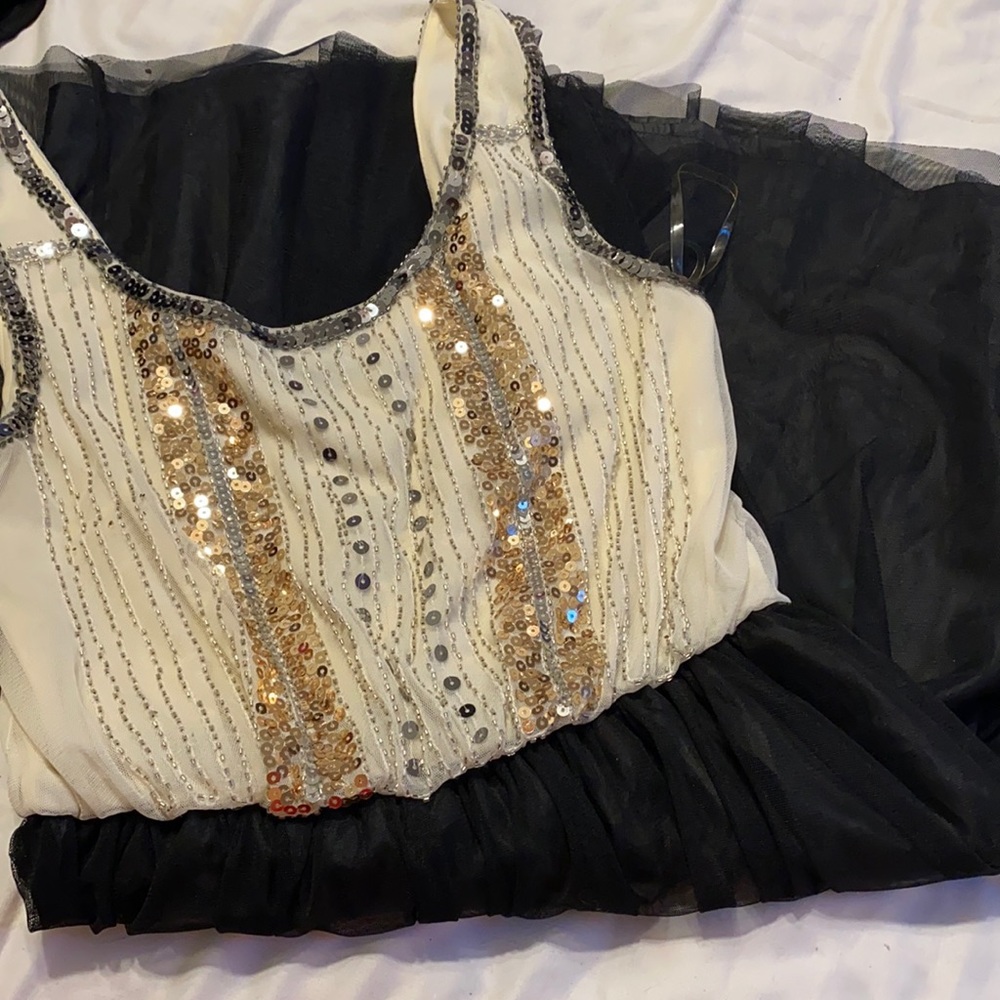 Fun black and white dress w/ sequins